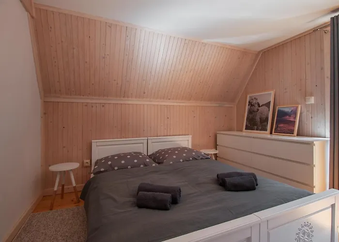 Nad Potokiem * Leśnica